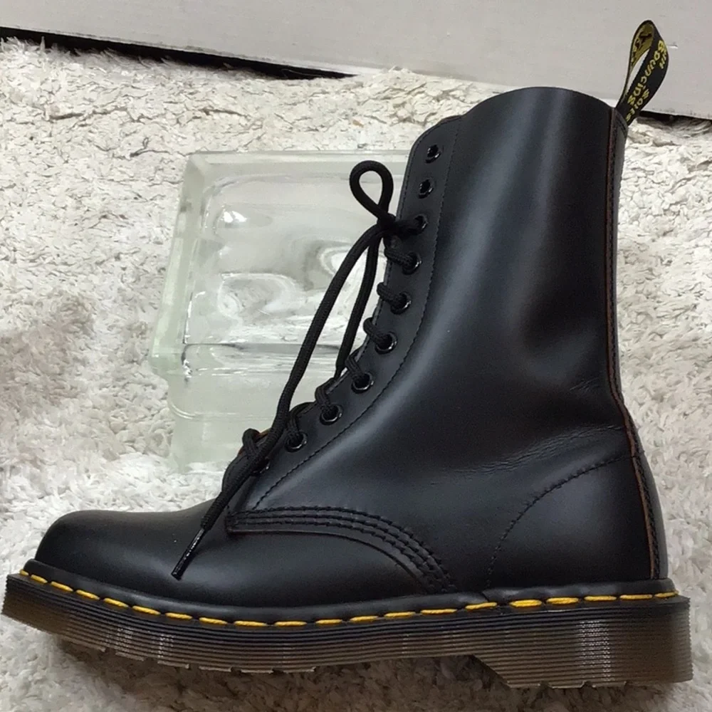Dr. Martens Black leather 1490 made in England moto boots 6